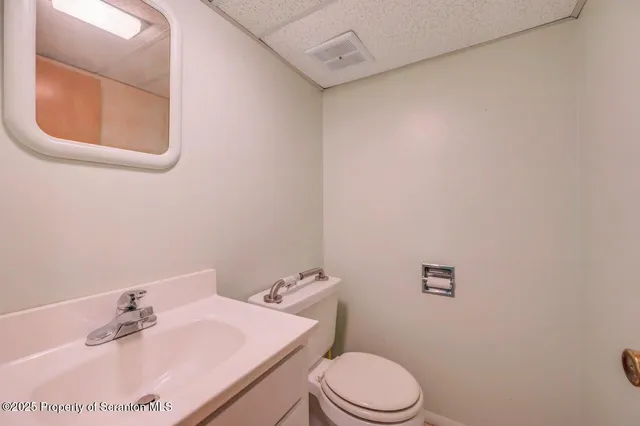 $409,900 | 446 Kennedy Drive, Archbald, PA 18403