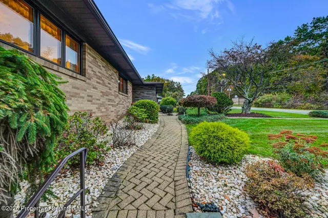 $409,900 | 446 Kennedy Drive, Archbald, PA 18403