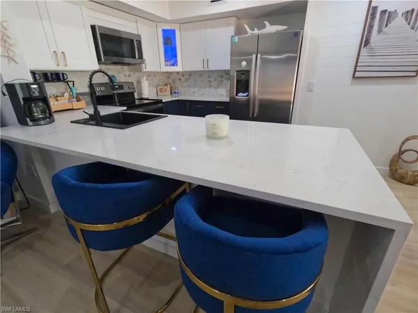 $3,100 | 1160 Wildwood Lakes Boulevard, Unit 304, Naples, FL 34104