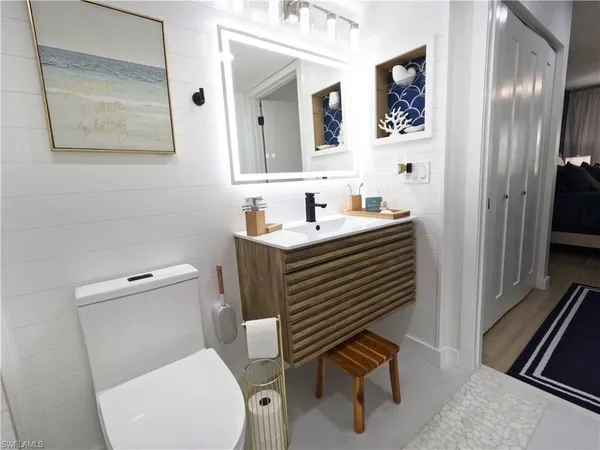 $3,100 | 1160 Wildwood Lakes Boulevard, Unit 304, Naples, FL 34104