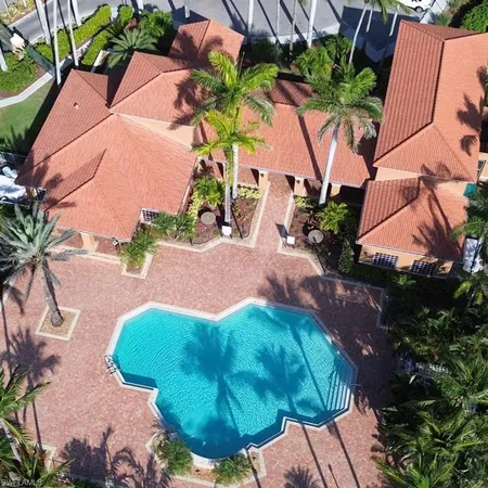 $3,100 | 1160 Wildwood Lakes Boulevard, Unit 304, Naples, FL 34104