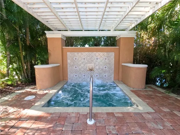 $3,100 | 1160 Wildwood Lakes Boulevard, Unit 304, Naples, FL 34104