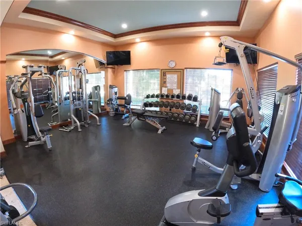 $3,100 | 1160 Wildwood Lakes Boulevard, Unit 304, Naples, FL 34104