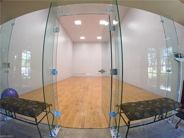 $3,100 | 1160 Wildwood Lakes Boulevard, Unit 304, Naples, FL 34104