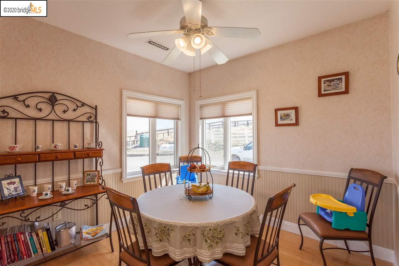 16562 West Grant Line Road Tracy, CA 95391 - Photo 10 of 39