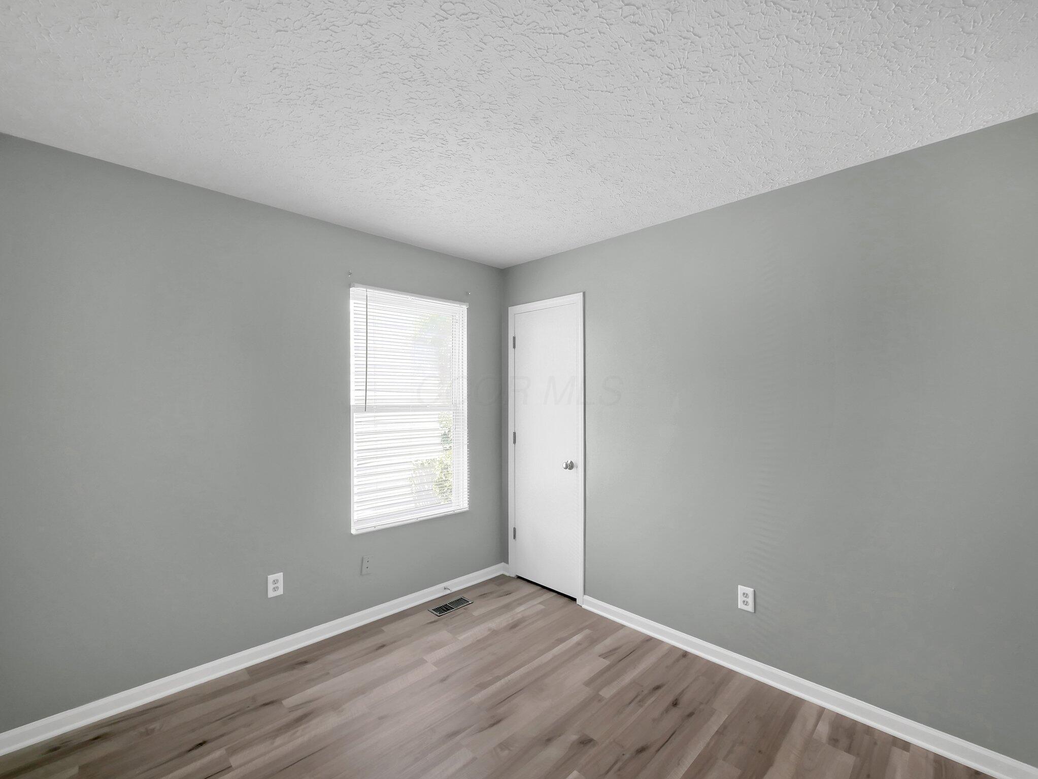 2590 Northwold Road Columbus, OH 43231 - Photo 13 of 25 12-web-or-mls-2590-northwold-rd