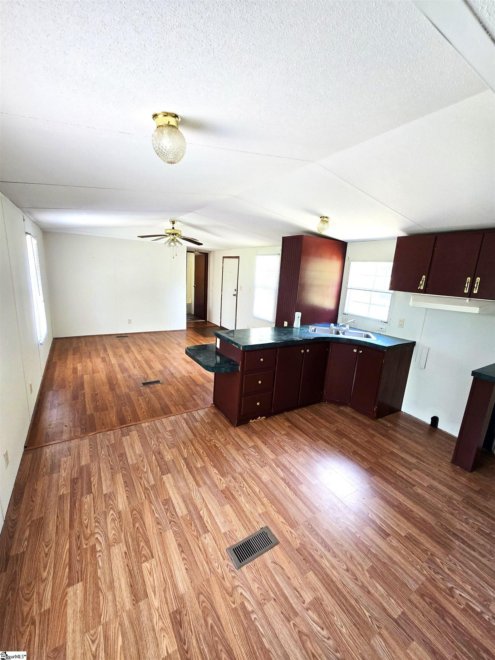 110 State Rd S-42-1267 Enoree, SC 29335 - Photo 4 of 15