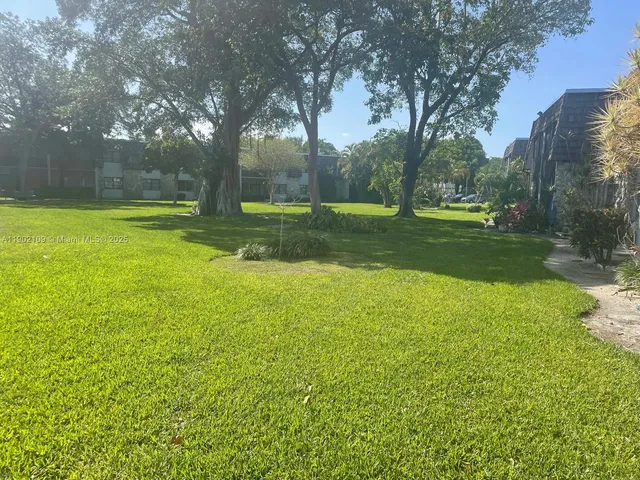 $1,490 | 3125 Oakland Shores Drive, Unit B204, Oakland Park, FL 33309