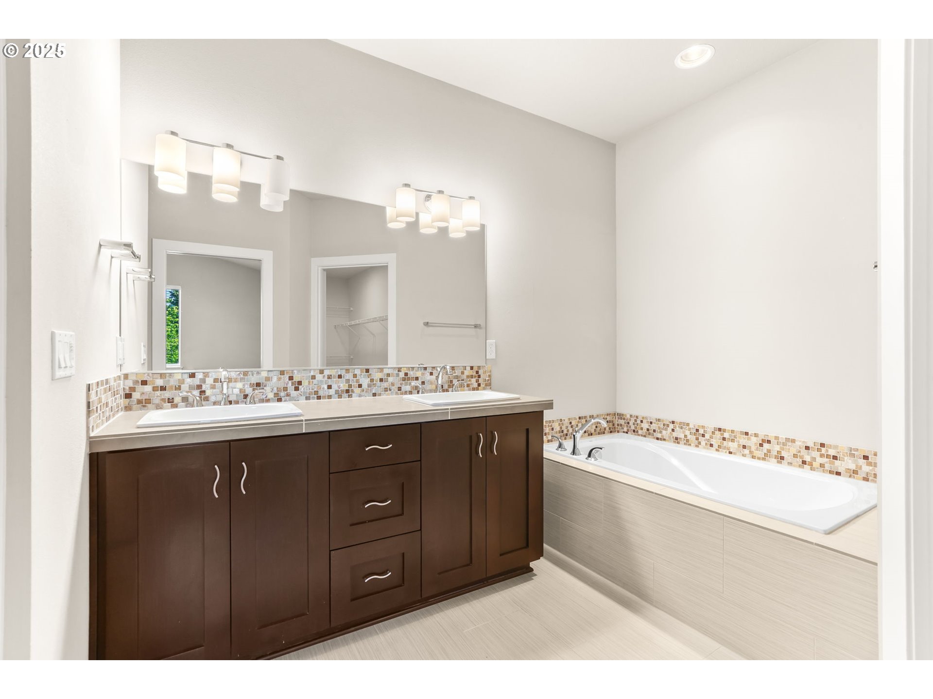 782 Pebblestone Lane Beaverton, OR 97006 - Photo 17 of 36