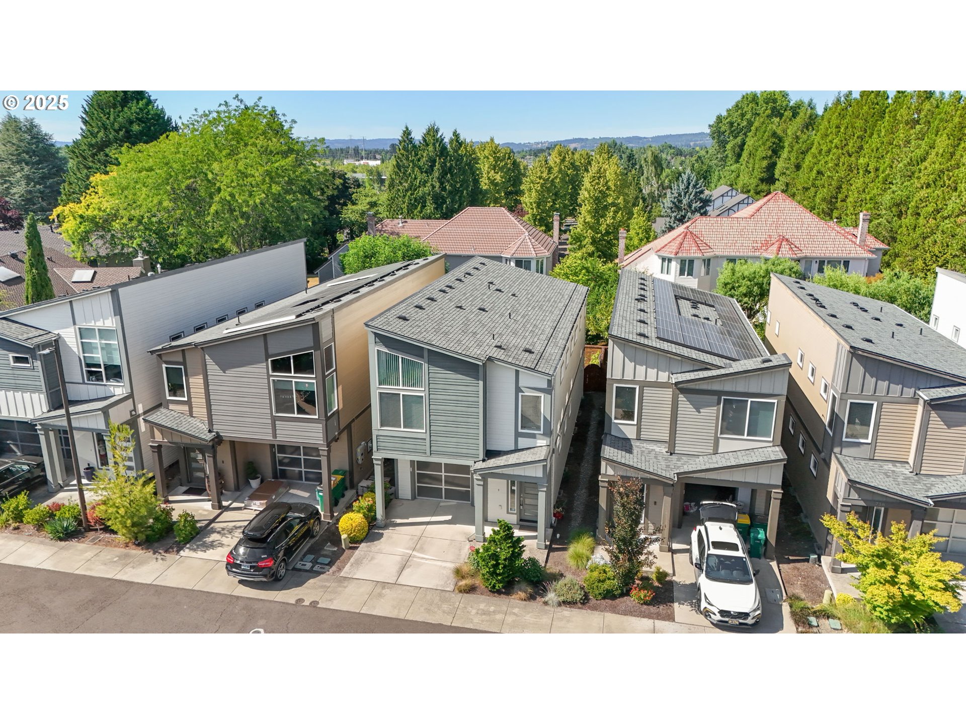 782 Pebblestone Lane Beaverton, OR 97006 - Photo 2 of 36