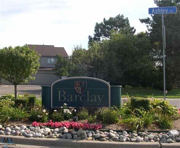 504 Plymouth Court Rochester, MI 48307 - Photo 17 of 21 31120345-16.JPG