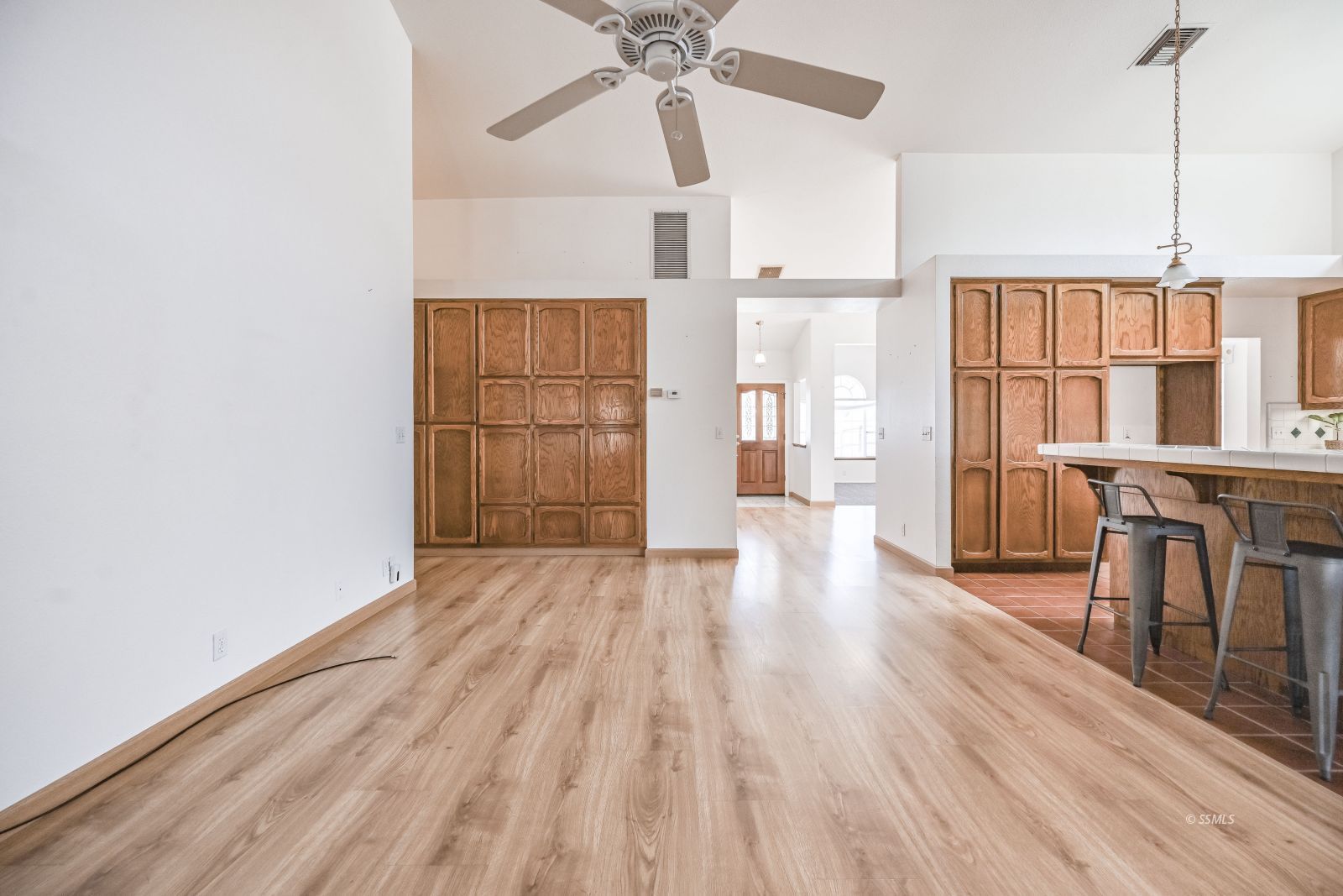 1209 West Robert Avenue Ridgecrest, CA 93555 - Photo 12 of 50 a view of empty room with wooden floor