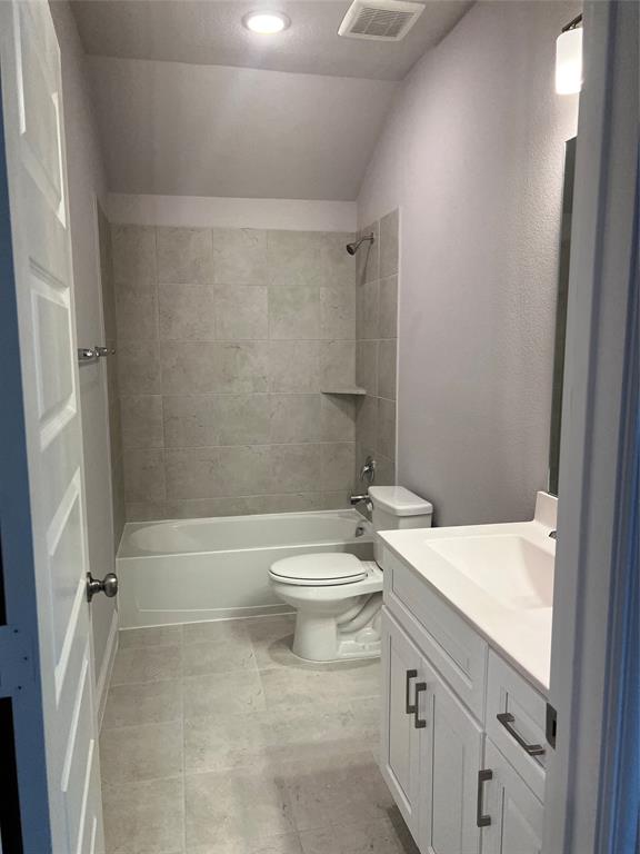3610 Pacific Way Sachse, TX 75048 - Photo 21 of 23 a bathroom with a sink a toilet and shower