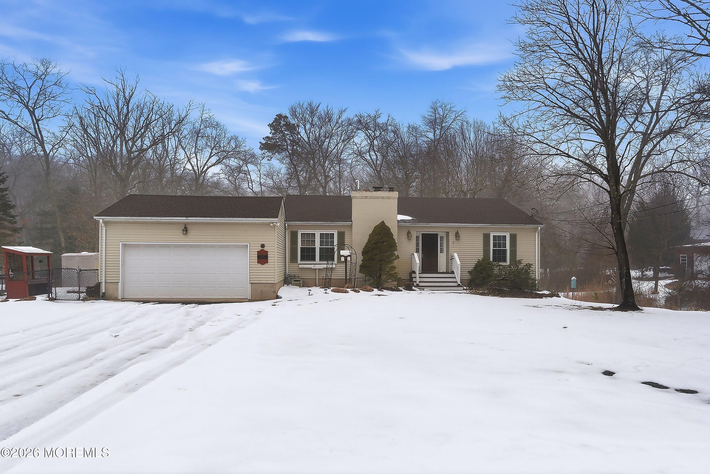 638 Freehold Road Jackson, NJ 08527 - Photo 3 of 34 01-Front