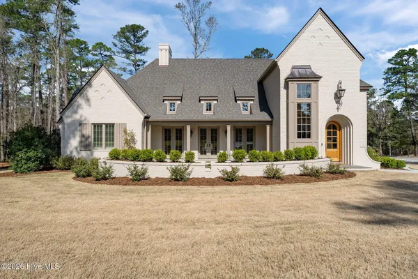$1,695,000 | 201 Crescent Court, Pinehurst, NC 28374