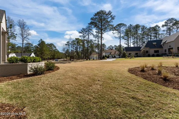 $1,695,000 | 201 Crescent Court, Pinehurst, NC 28374