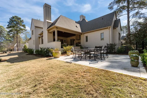 $1,695,000 | 201 Crescent Court, Pinehurst, NC 28374