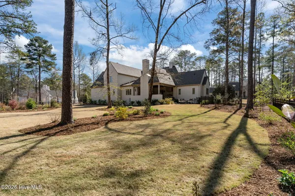 $1,695,000 | 201 Crescent Court, Pinehurst, NC 28374