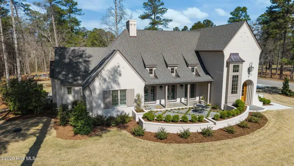$1,695,000 | 201 Crescent Court, Pinehurst, NC 28374