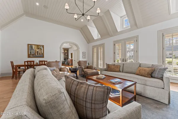 $1,695,000 | 201 Crescent Court, Pinehurst, NC 28374