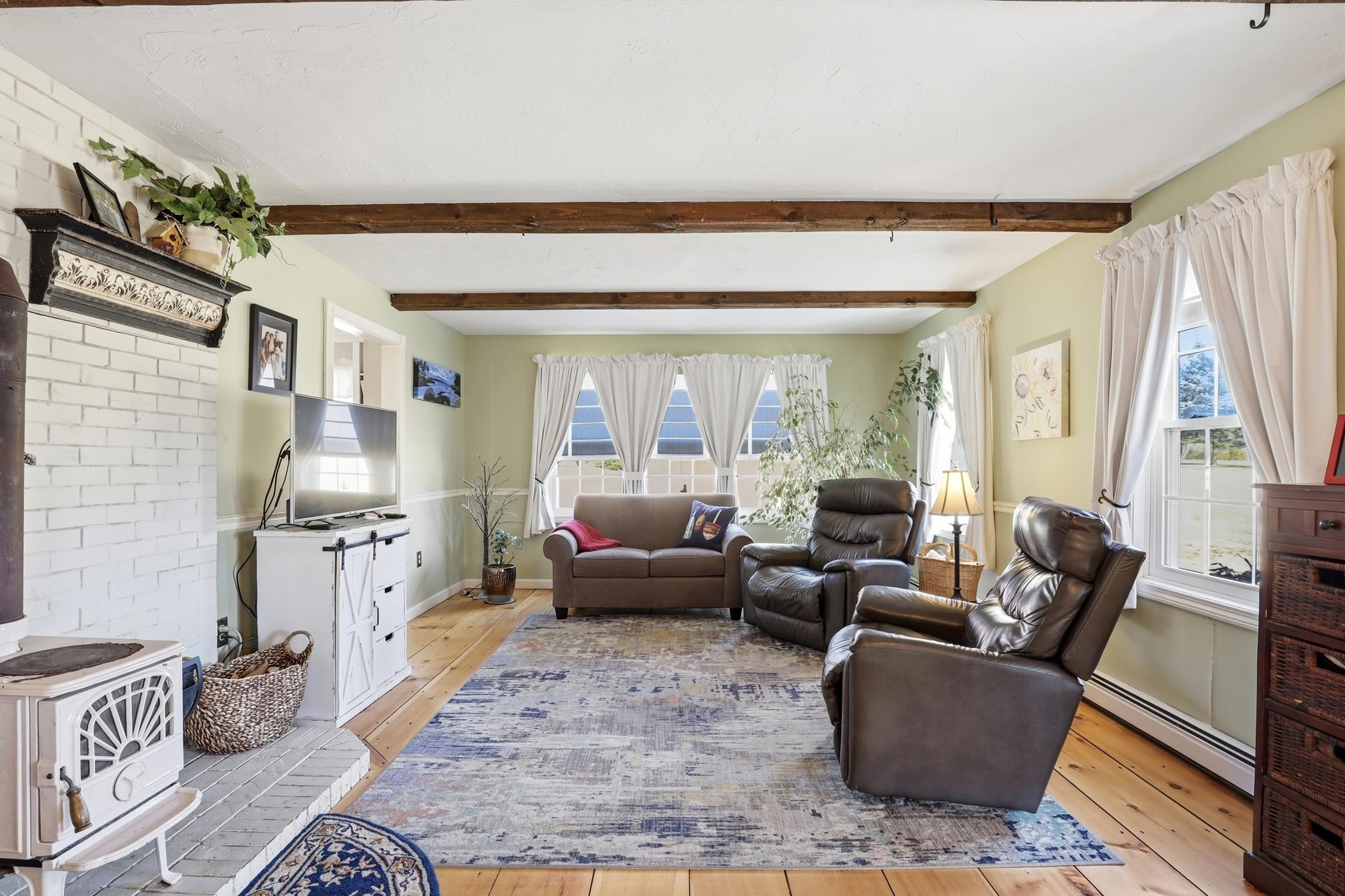 109 Old Center Road Deerfield, NH 03037 - Photo 11 of 60