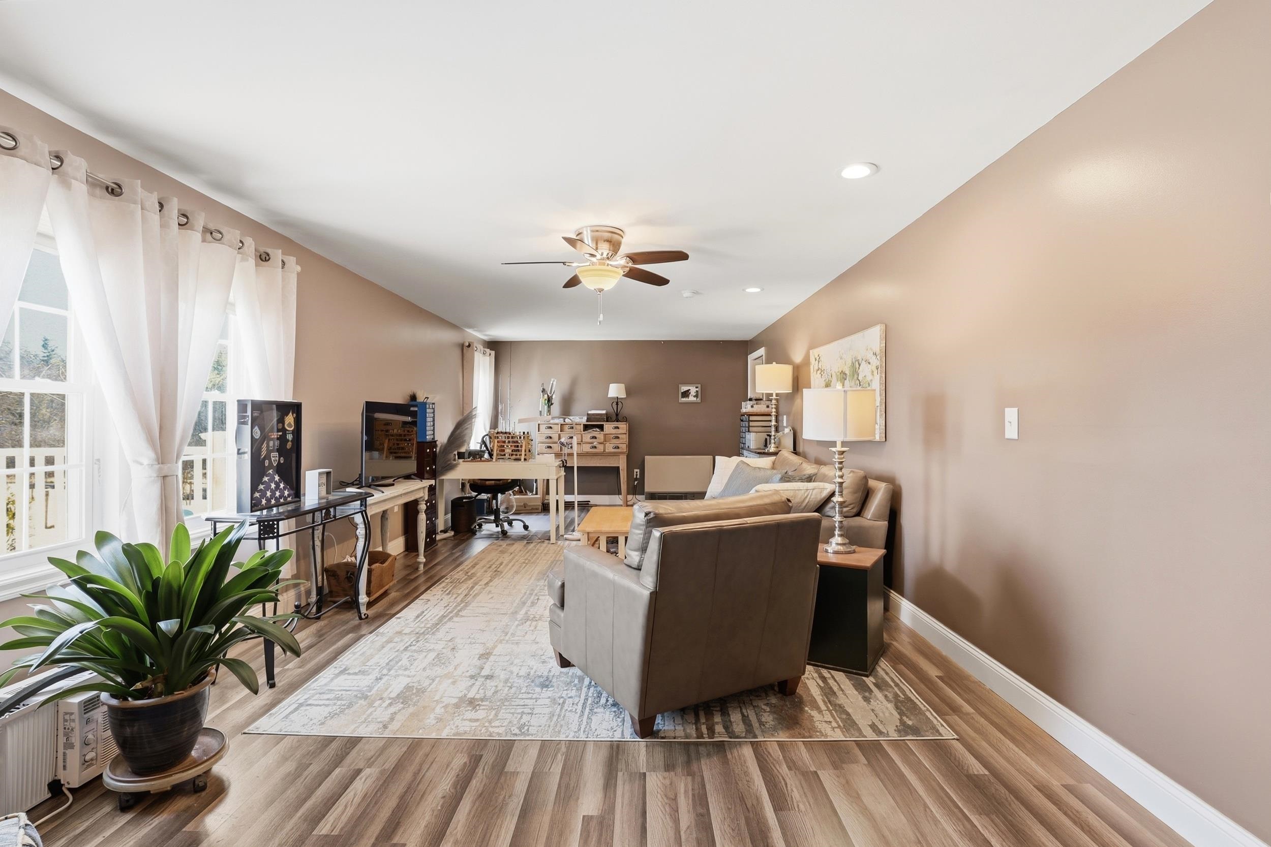 109 Old Center Road Deerfield, NH 03037 - Photo 24 of 60