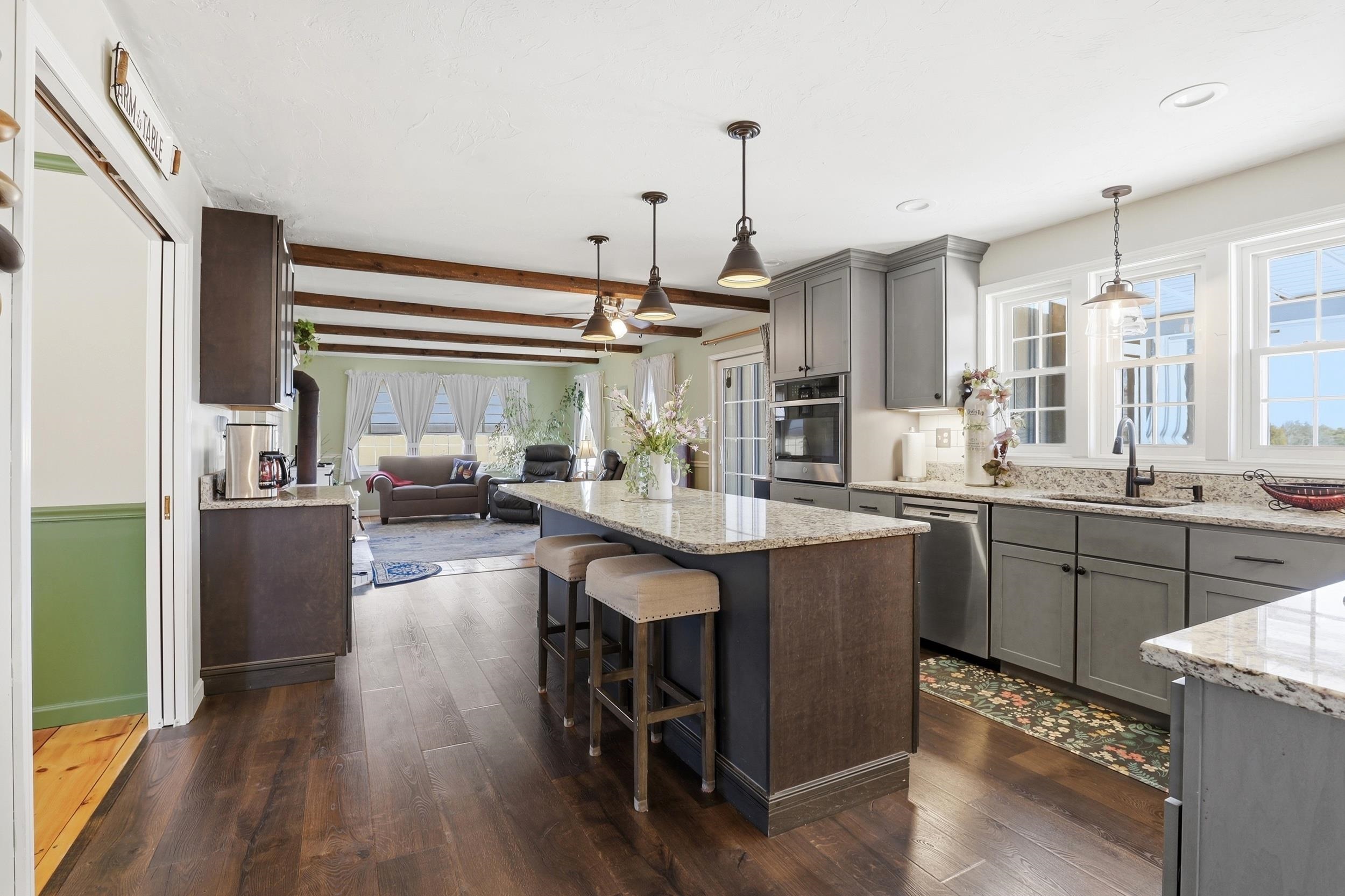 109 Old Center Road Deerfield, NH 03037 - Photo 3 of 60