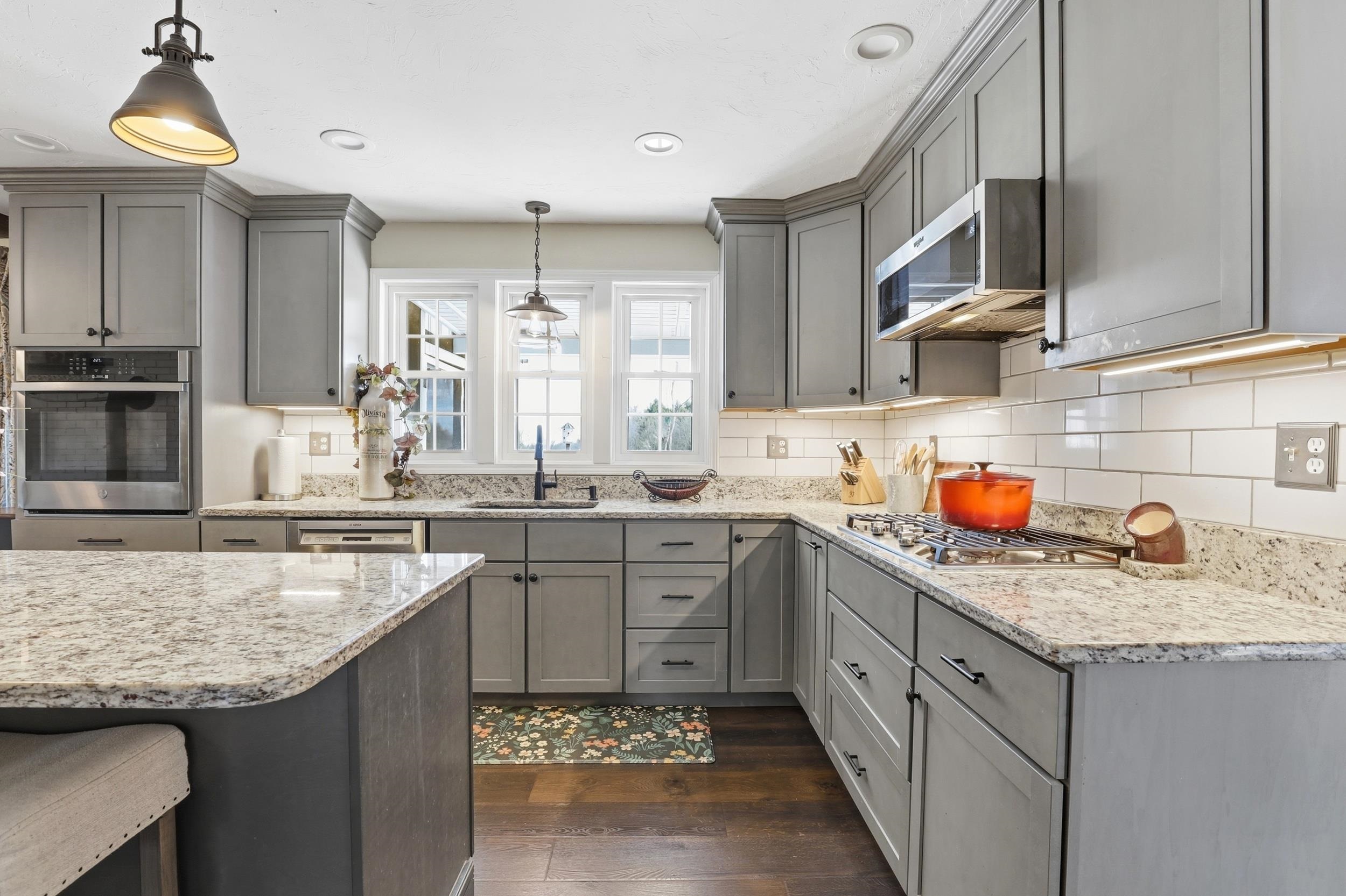 109 Old Center Road Deerfield, NH 03037 - Photo 4 of 60