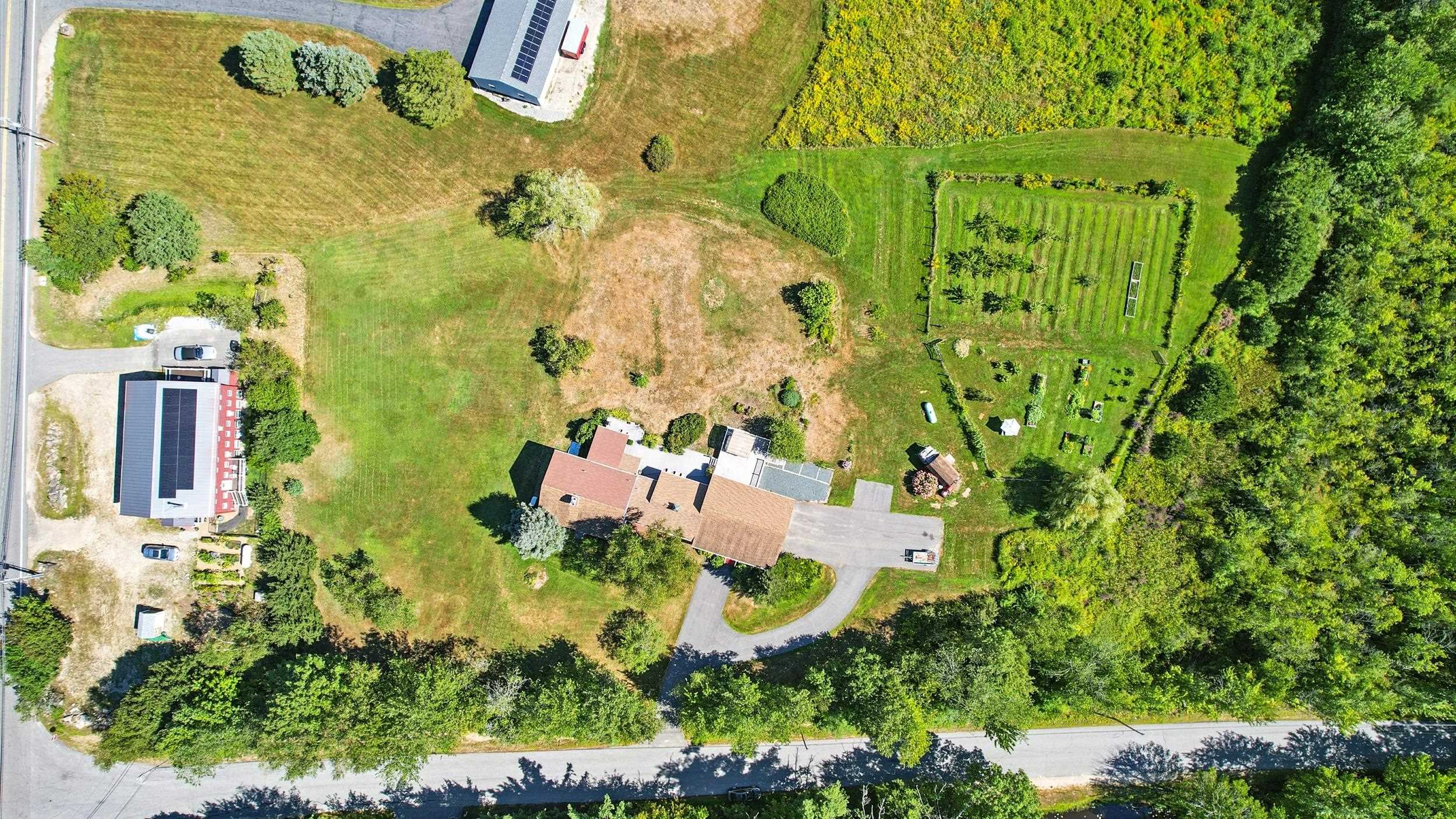 109 Old Center Road Deerfield, NH 03037 - Photo 42 of 60