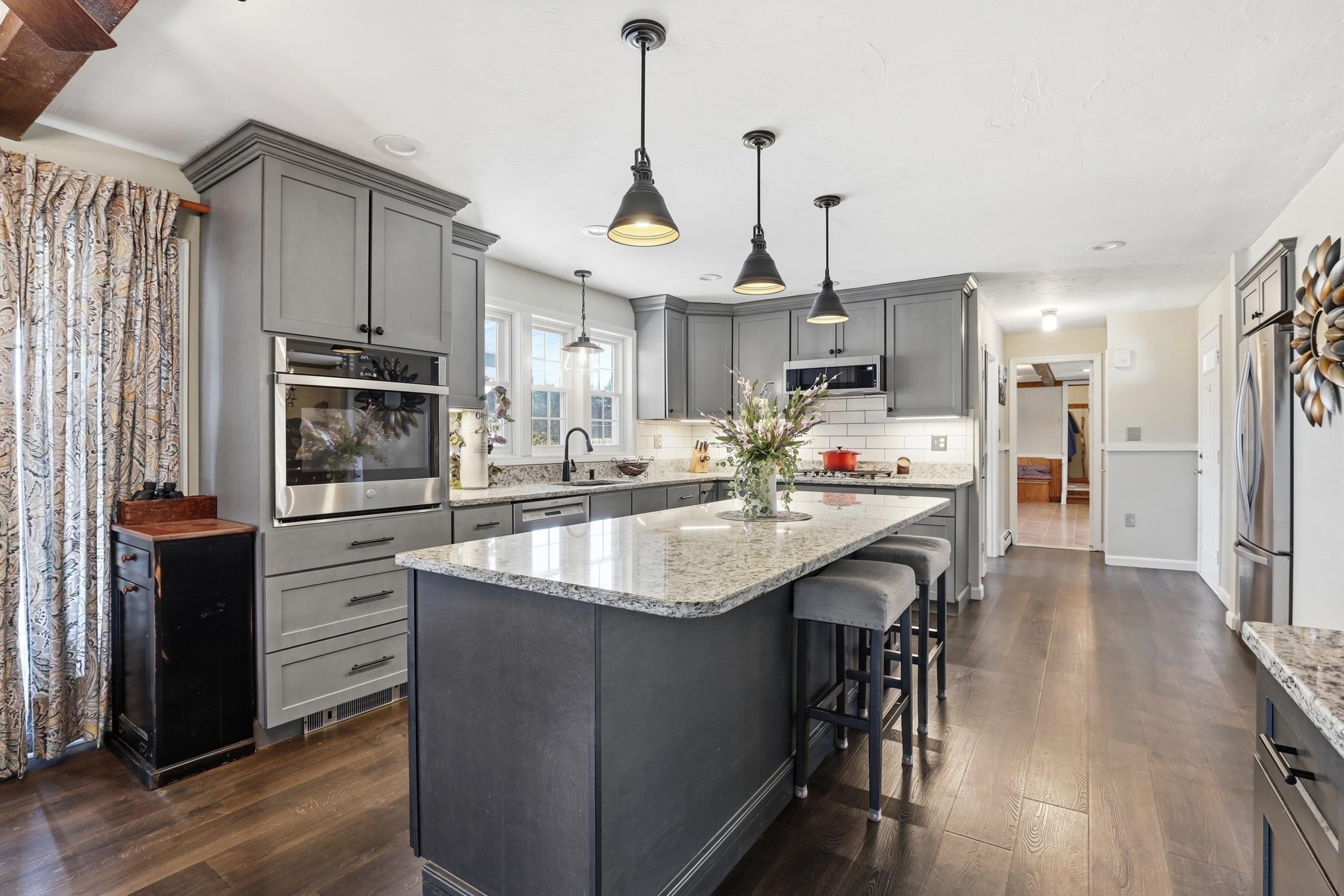 109 Old Center Road Deerfield, NH 03037 - Photo 5 of 60