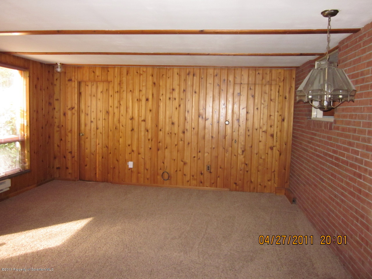 104 Butternut Lane Hawley, PA 18428 - Photo 6 of 8 Family Room