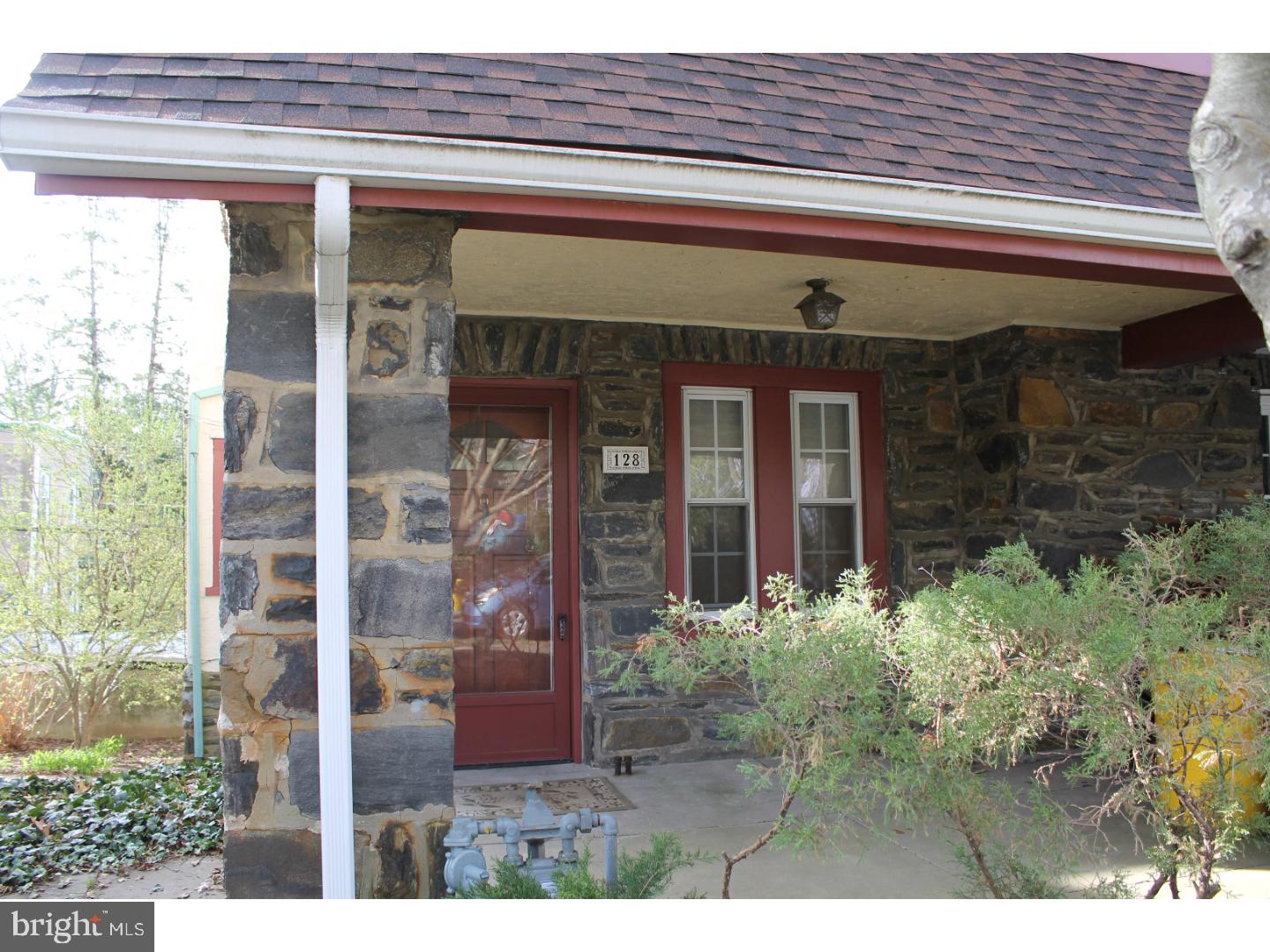 128 Rockland Road Merion Station, PA 19066 - Photo 3 of 22
