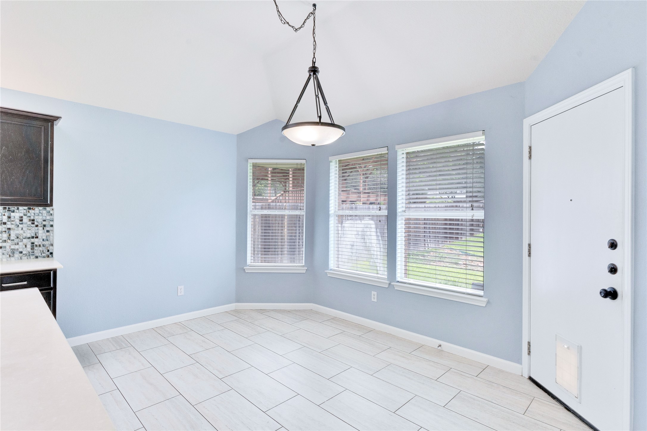 6412 Convict Hill Road Austin, TX 78749 - Photo 6 of 12