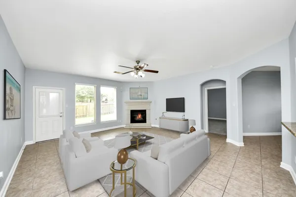 $3,150 | 19046 Sweet Springs Lane, Cypress, TX 77429