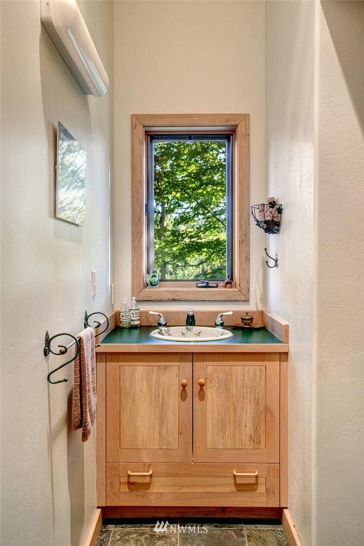 5075 Zimmerman Road Langley, WA 98260 - Photo 16 of 39 Gallery Image 16