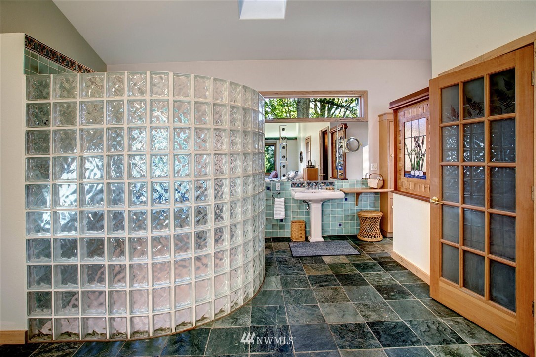 5075 Zimmerman Road Langley, WA 98260 - Photo 21 of 39 Gallery Image 21