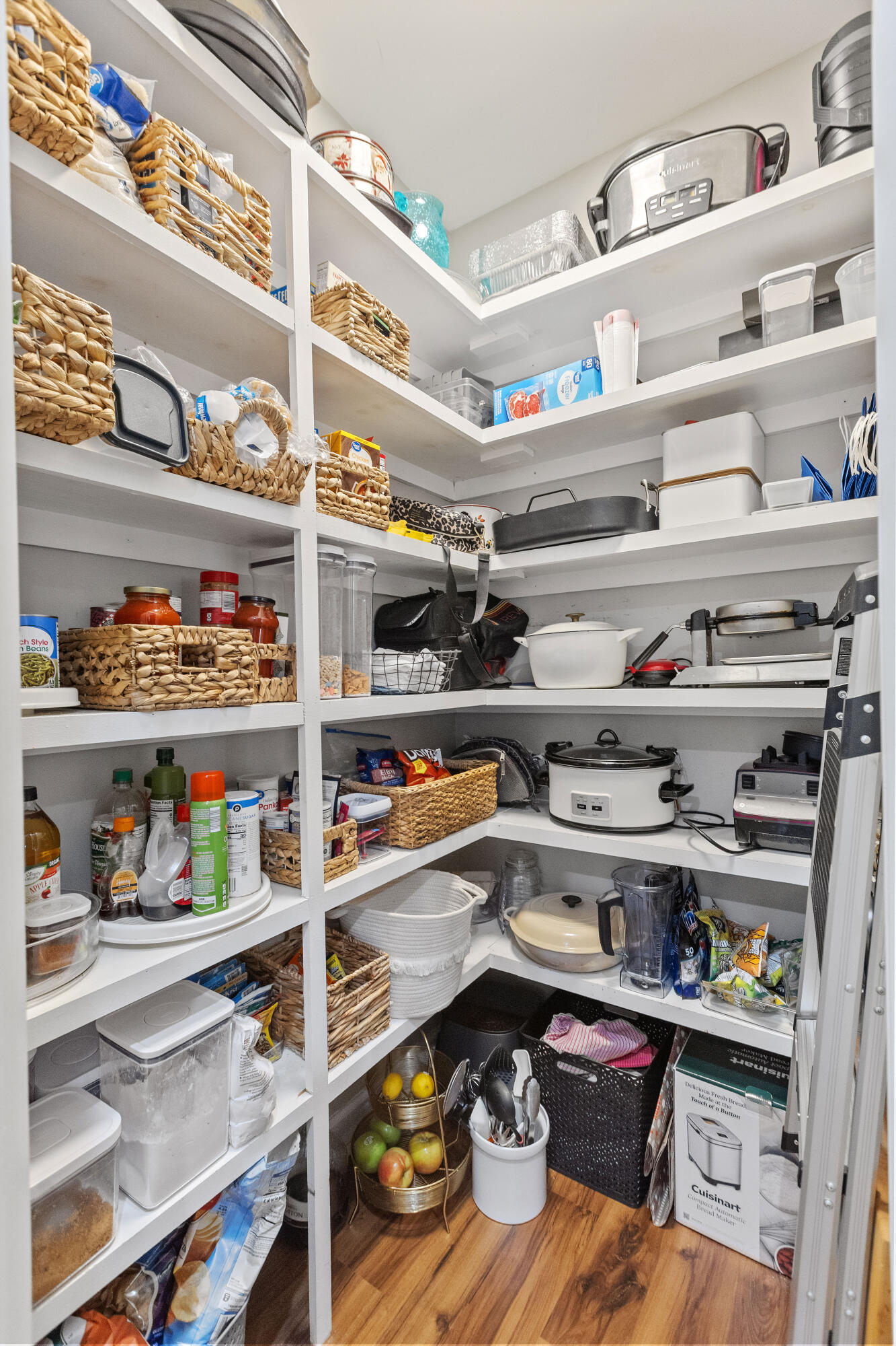 114 Rouen Lane Summerville, SC 29486 - Photo 18 of 58 114RouenLane-CasaVerdeMediaLLC21