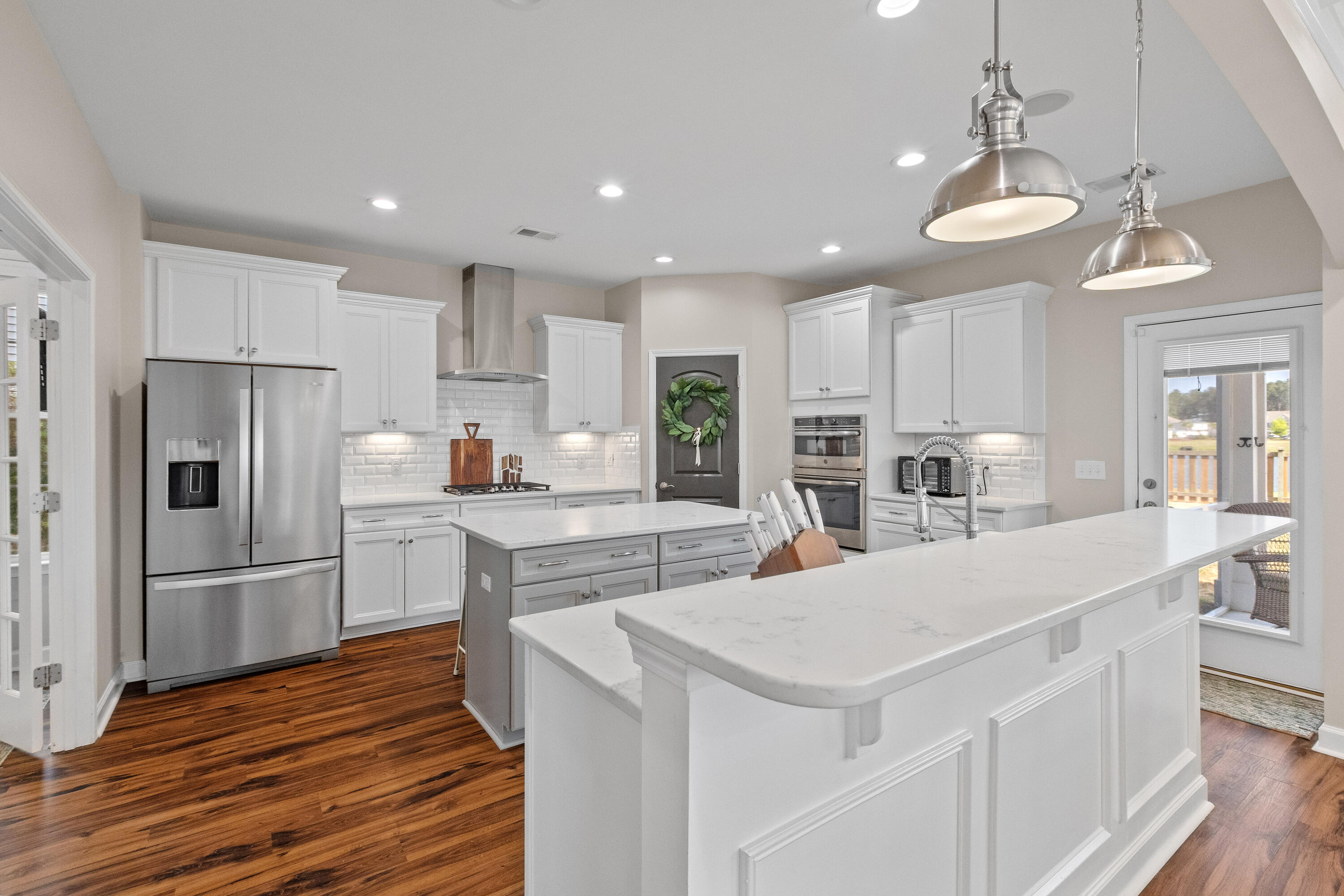 114 Rouen Lane Summerville, SC 29486 - Photo 4 of 58 114RouenLane-CasaVerdeMediaLLC11 (1)