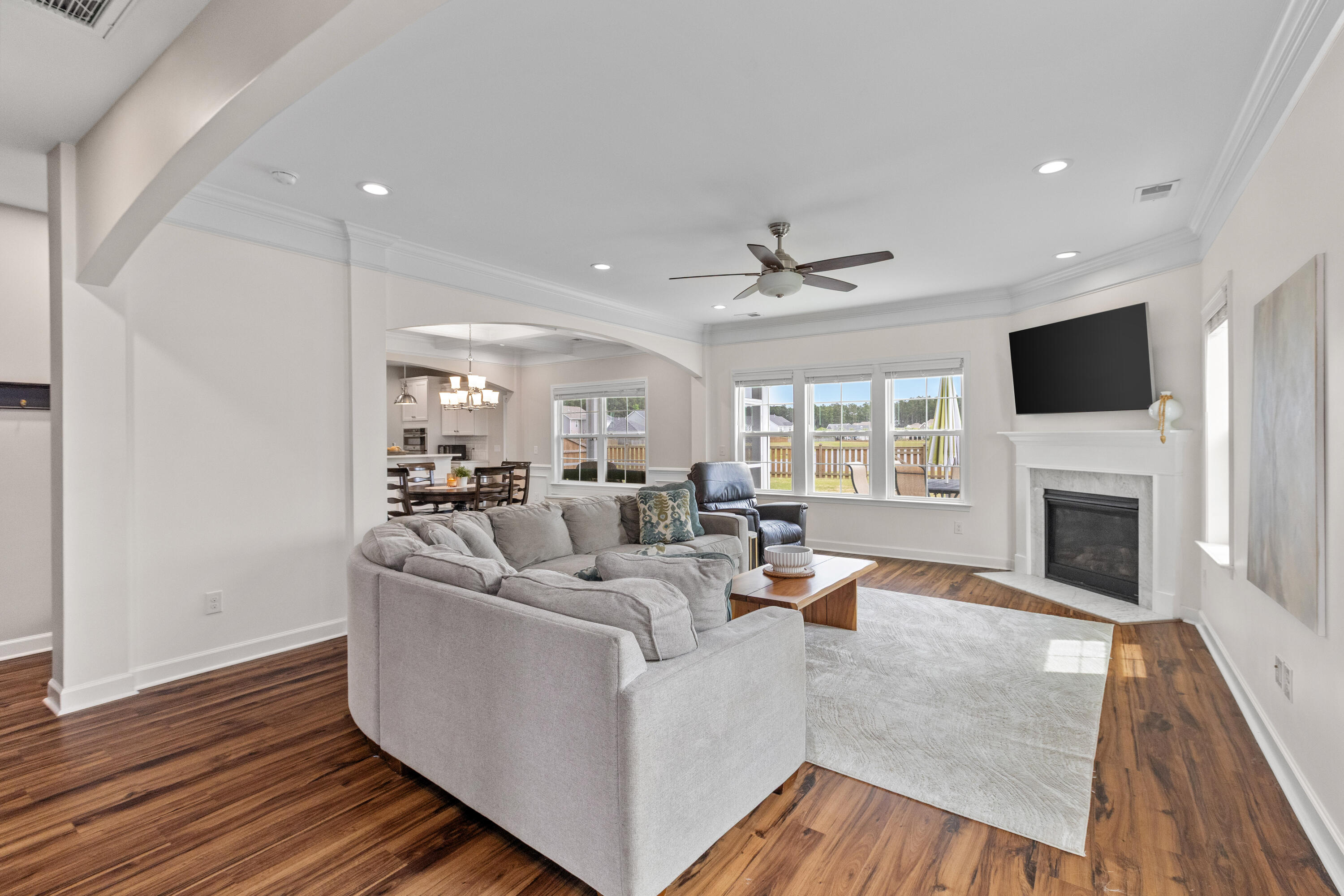 114 Rouen Lane Summerville, SC 29486 - Photo 6 of 58 114RouenLn.-CasaVerdeMediaLLC4