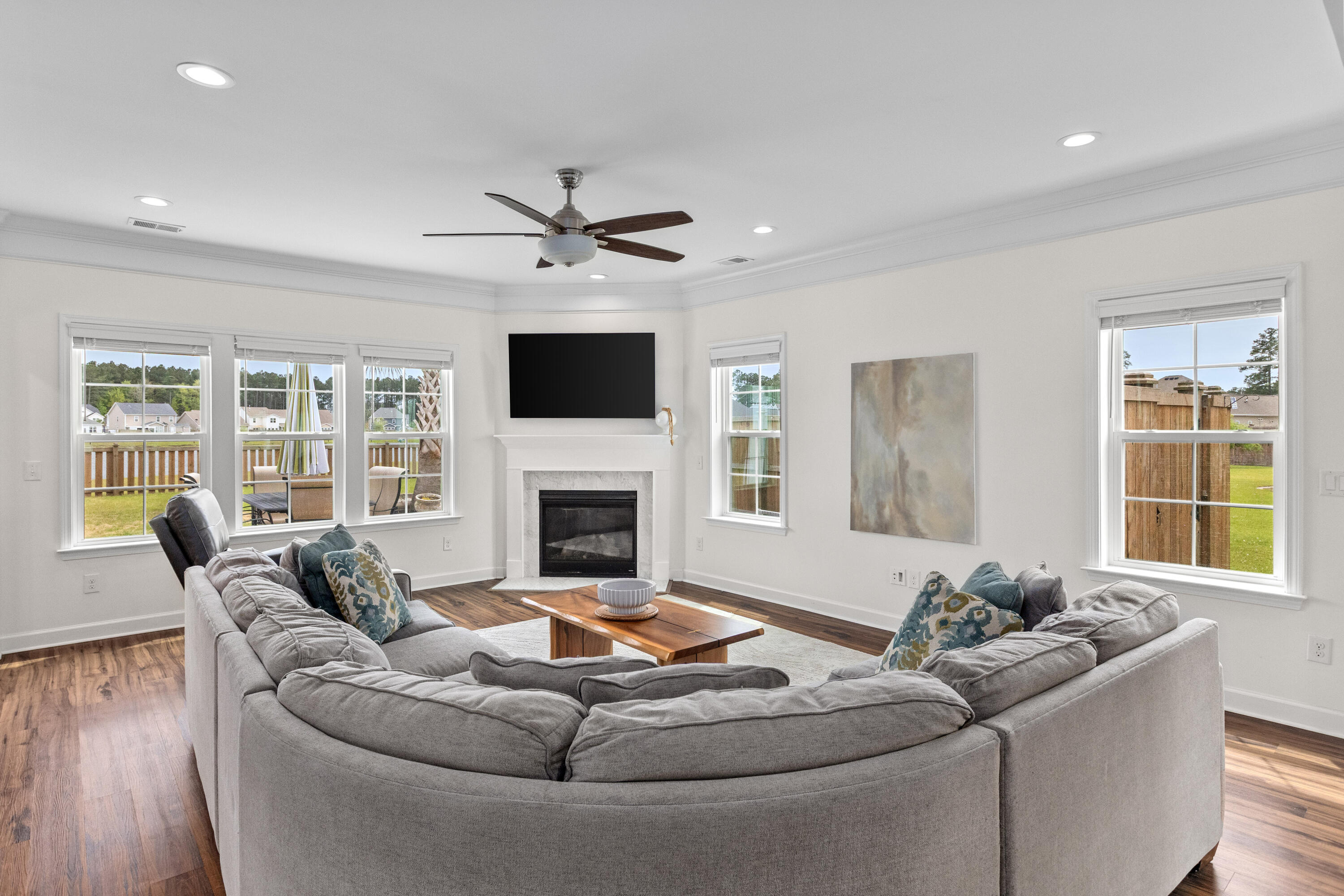 114 Rouen Lane Summerville, SC 29486 - Photo 8 of 58 114RouenLn.-CasaVerdeMediaLLC1