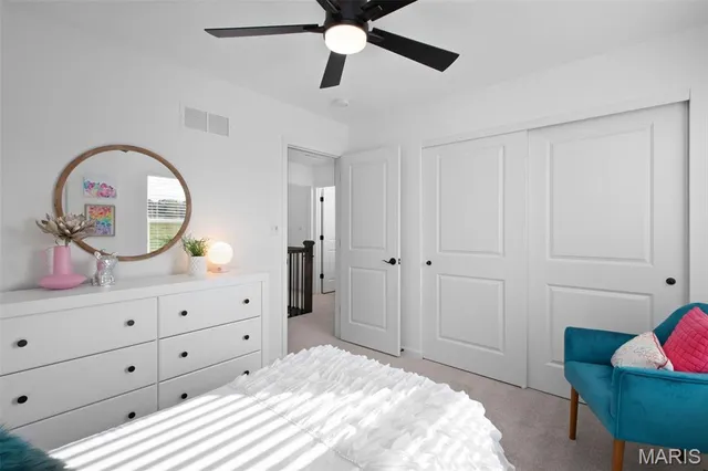 $424,900 | 2 Royal Ii At Grove, St. Louis, MO 63123