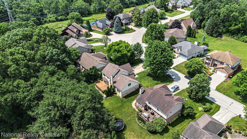 1263 Bembridge Drive Rochester Hills, MI 48307 - Photo 18 of 21