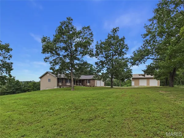 $425,000 | 22410 Beaumont Road, Crocker, MO 65452