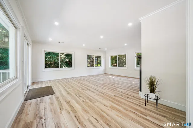 $850,000 | 185 Newtown Avenue, Norwalk, CT 06851