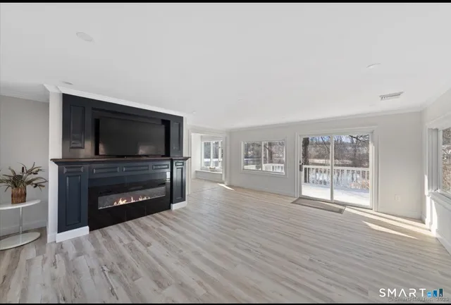 $850,000 | 185 Newtown Avenue, Norwalk, CT 06851