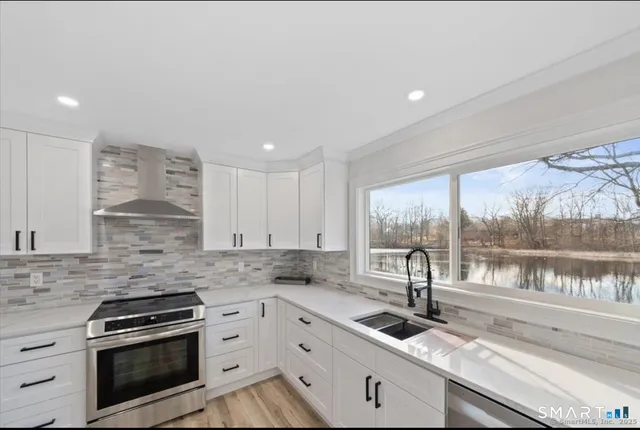 $850,000 | 185 Newtown Avenue, Norwalk, CT 06851