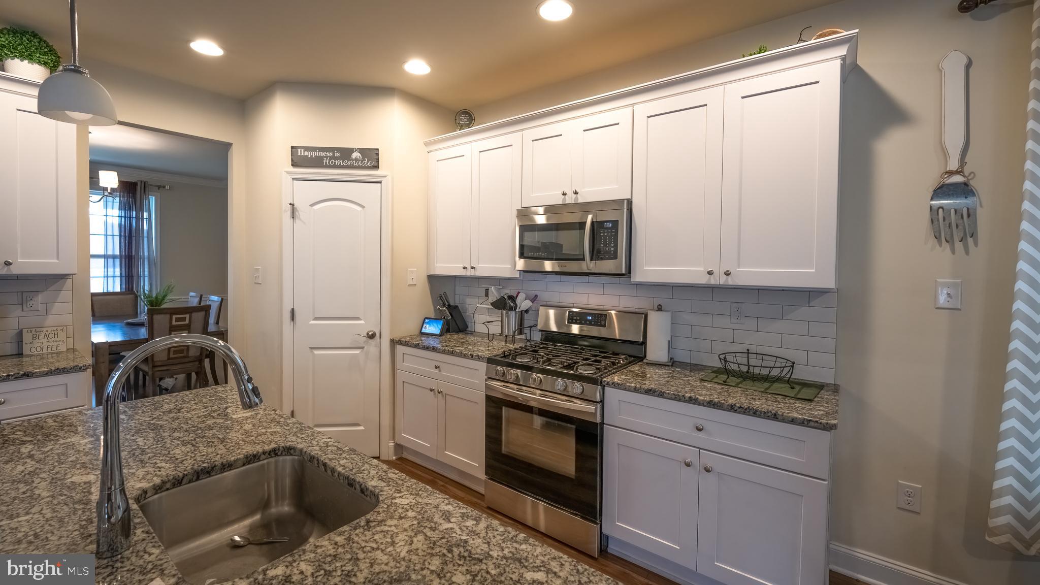 622 Bridge Street Spring City, PA 19475 - Photo 8 of 46 Look at this Beautiful Dream Kitchen!