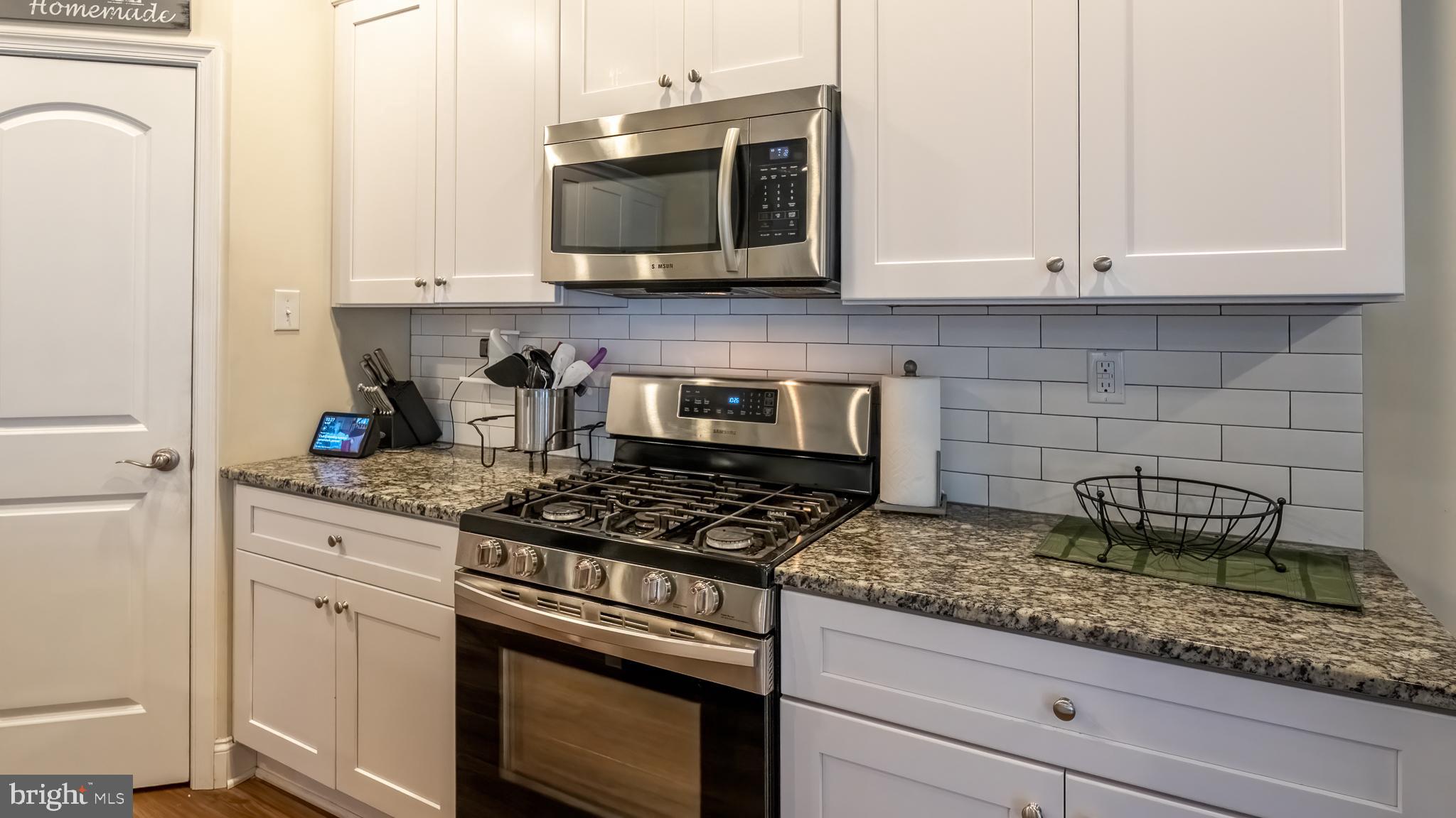 622 Bridge Street Spring City, PA 19475 - Photo 9 of 46 Samsung Stainless Steel Appliances
