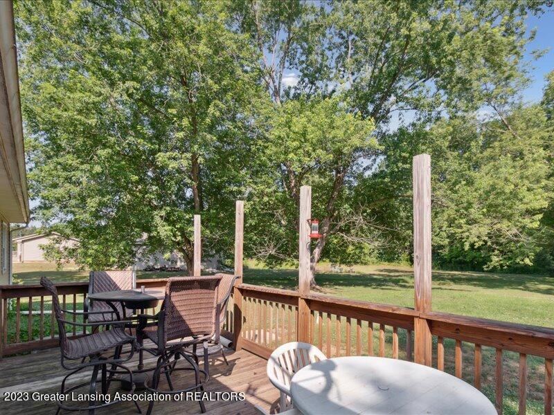 7720 Hall Road Bellevue, MI 49021 - Photo 28 of 33 28-7720-Hall-Rd-Bellevue-MI-49021-Window