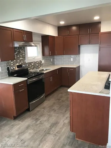 $1,500 | 381 East Shore Drive, Whitmore Lake, MI 48189